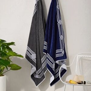 Hudson Park Collection Marittima Beach Towel - Exclusive